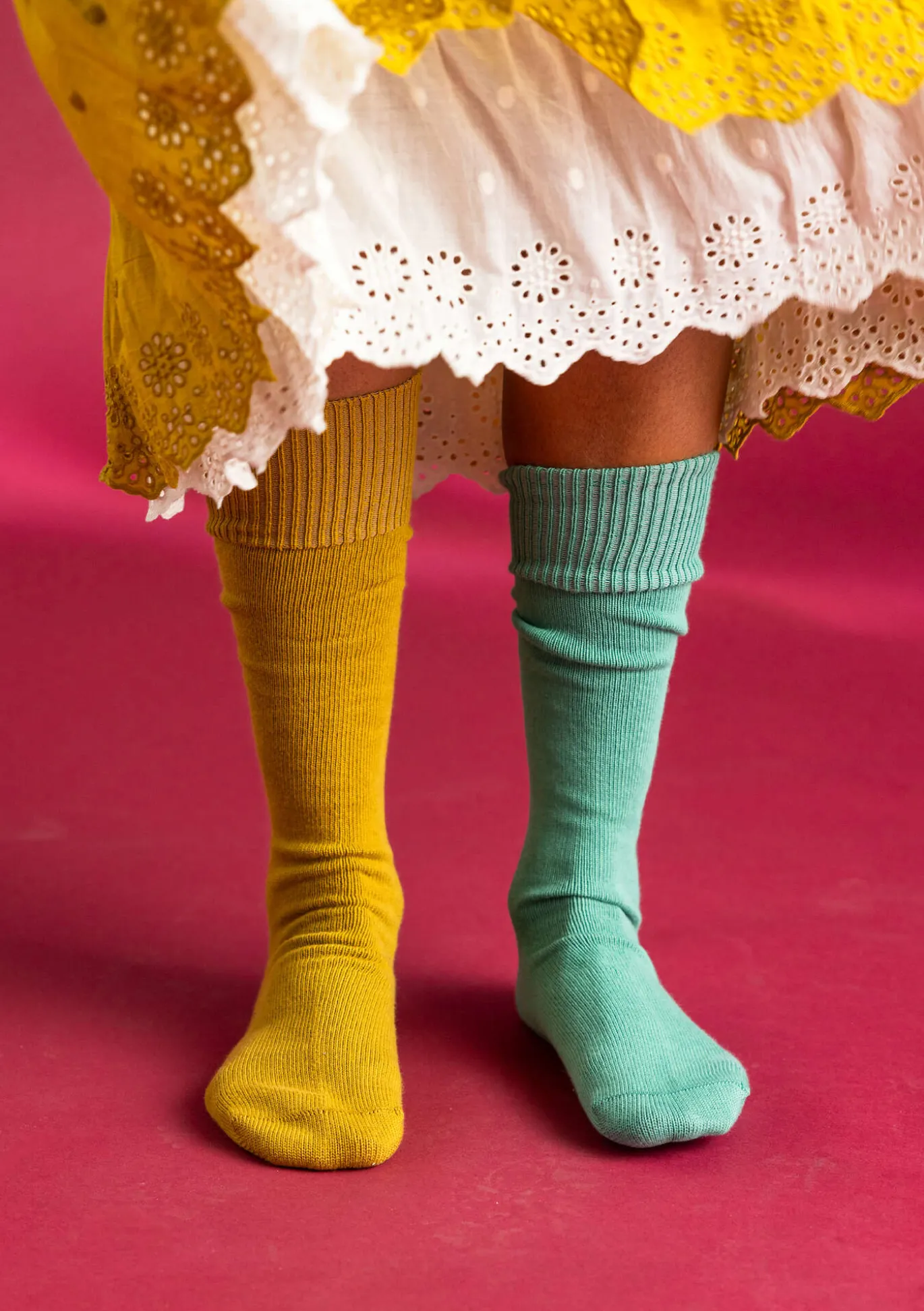 Einfarbige Kniestrümpfe aus Bio-Baumwolle