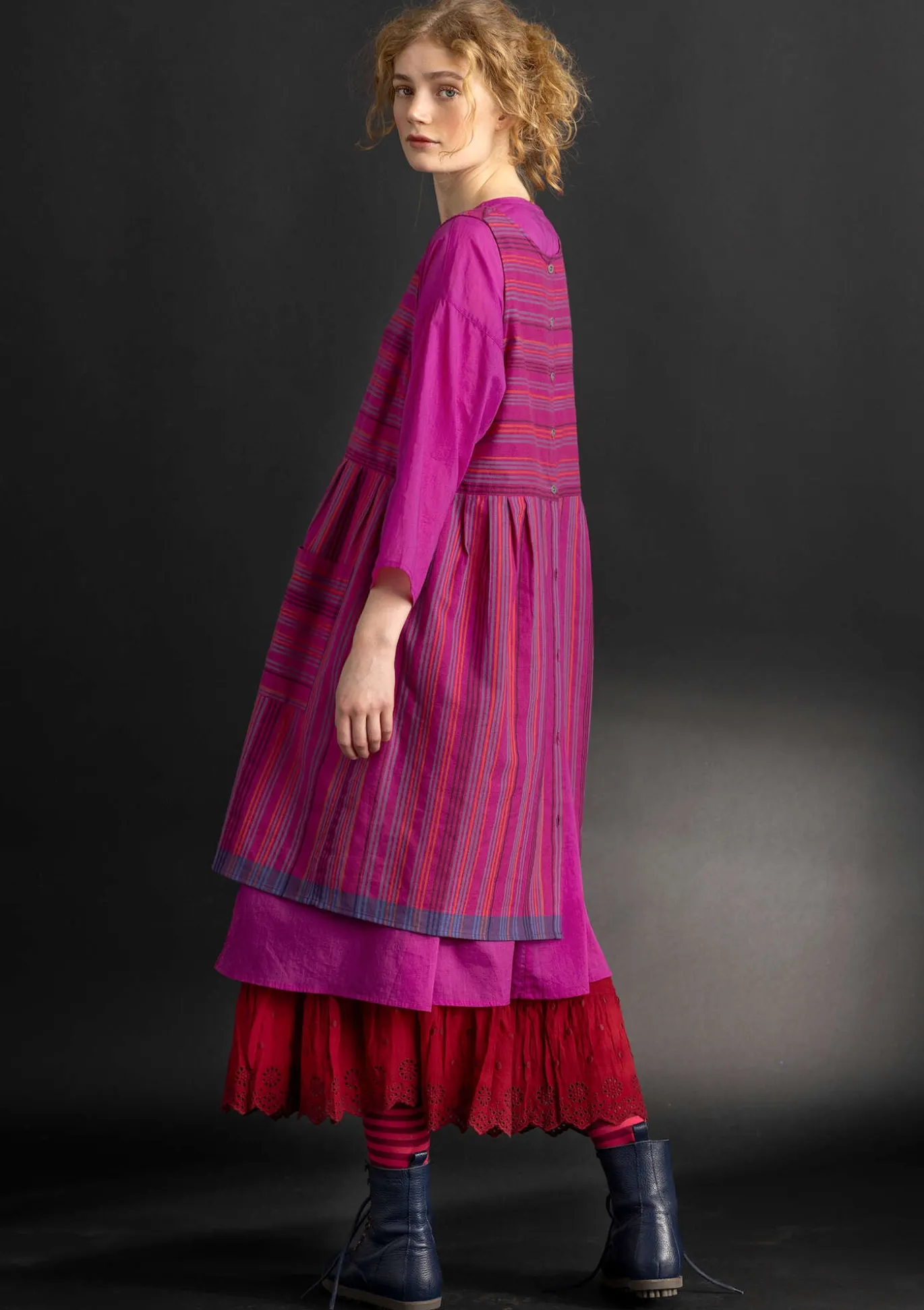 Schürzenkleid „Ava“ aus Bio-Baumwollgewebe