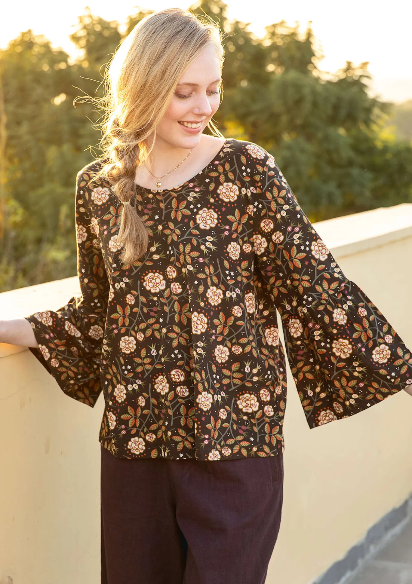 Shirt „Nyponros“ aus Bio-Baumwolle/Modal