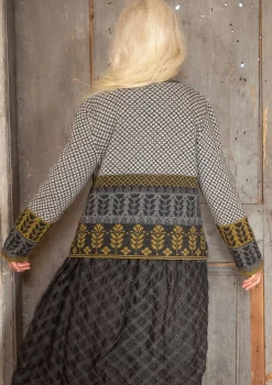 Strickjacke „Edda“ aus Recycling-Wollgemisch