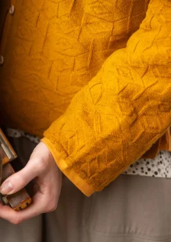 Strickjacke „Nova“ aus Lammwolle