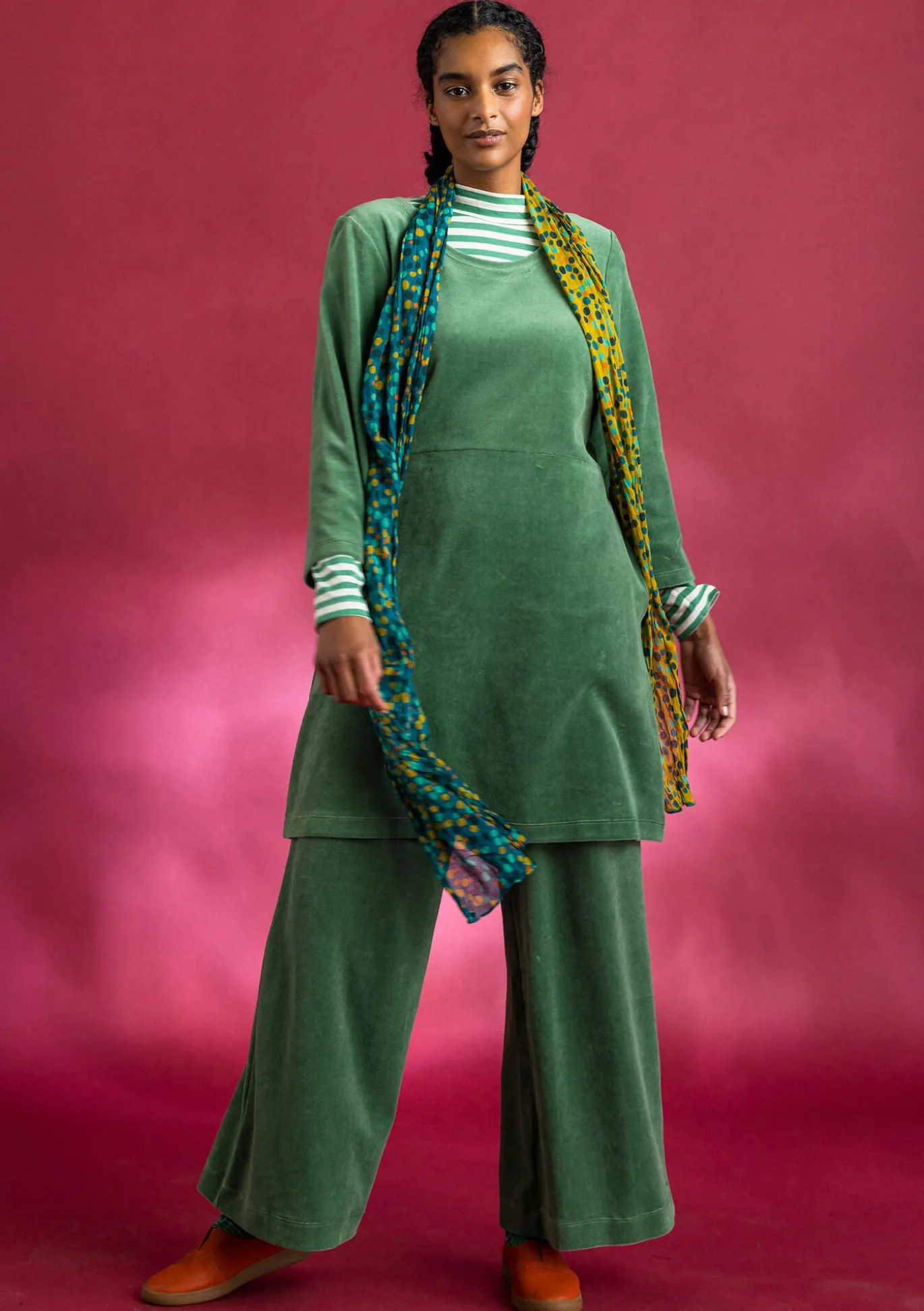 Velourshose aus Bio-Baumwolle/Recycling-Polyester